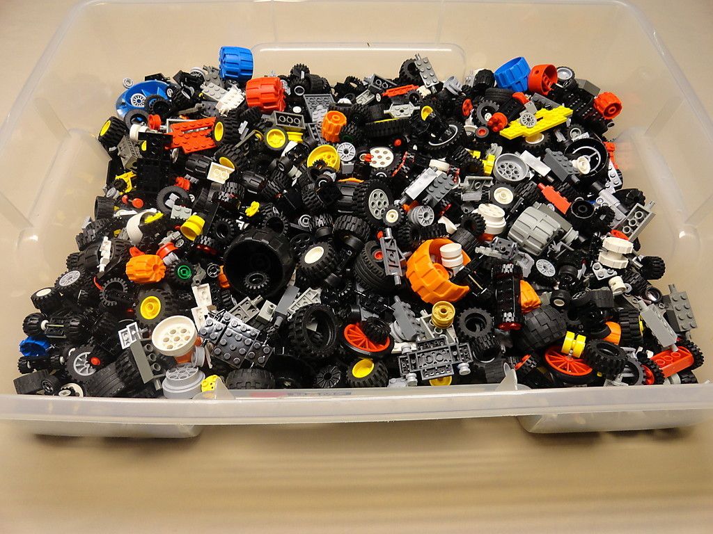 800 Lego Wheels Tires Axles Rims Vehicle Car Truck Lot lbs Pounds