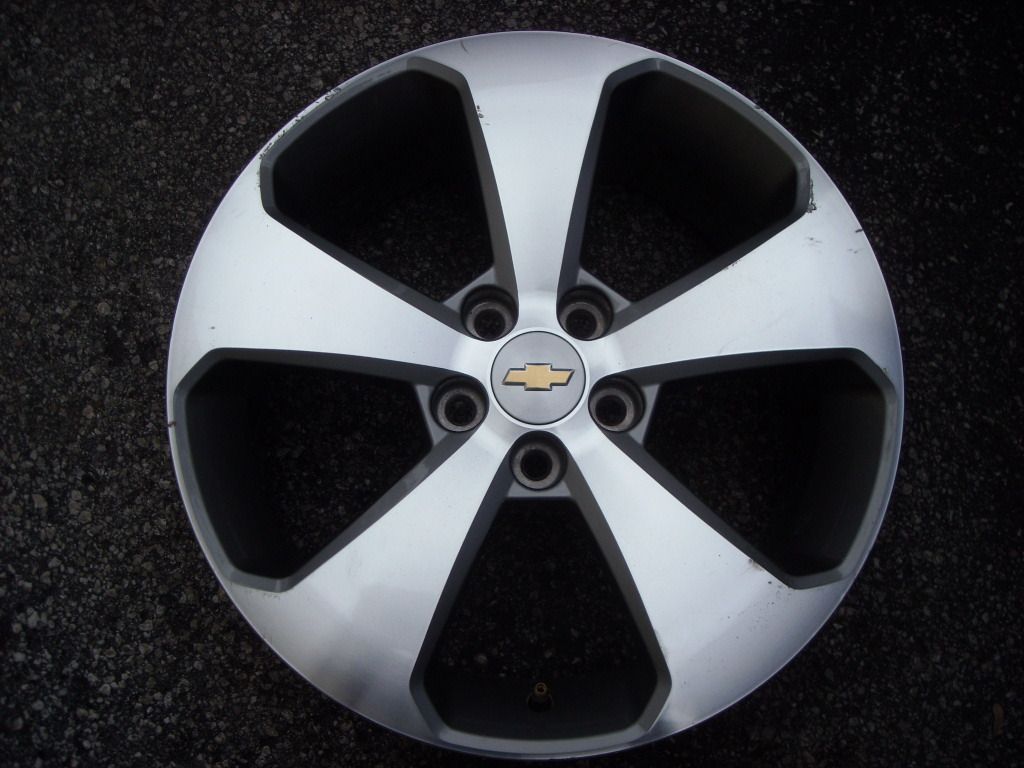 Chevrolet Cruze 2011 Rim Wheel Machined 17