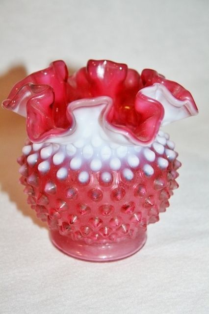 1960s FENTON HOBNAIL Cranberry Opalescent Double Crimped Rim Vase 4 5