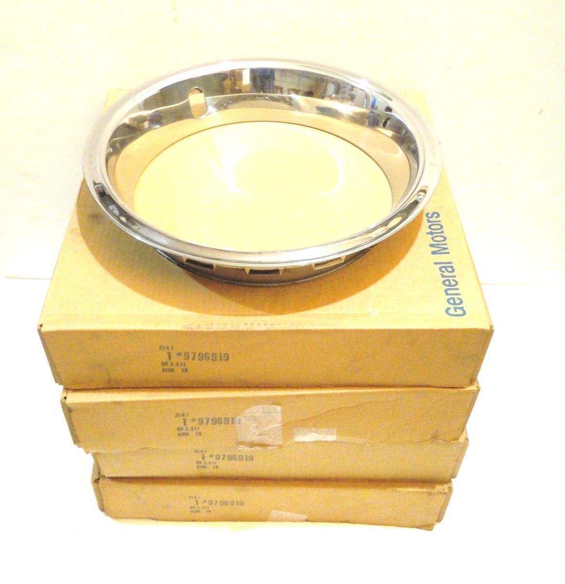 Deep Dish Trim Rings 69 70 Chevy SS Rally 69 72 Pontiac Rally II 70 75